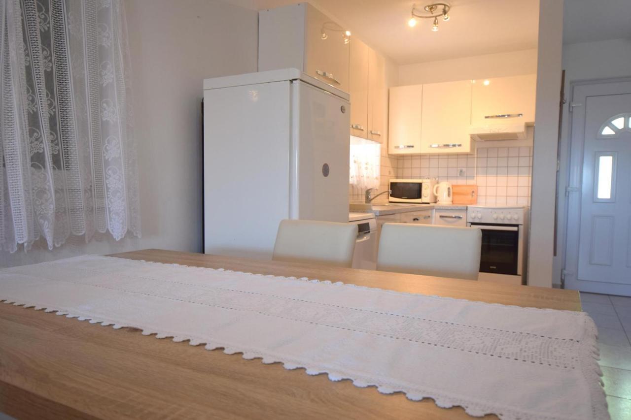 Apartments Marjolovic Njivice Εξωτερικό φωτογραφία