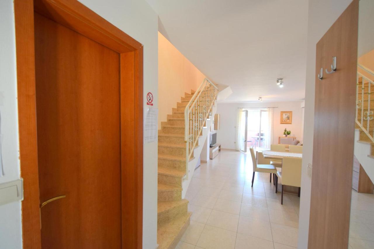 Apartments Marjolovic Njivice Εξωτερικό φωτογραφία