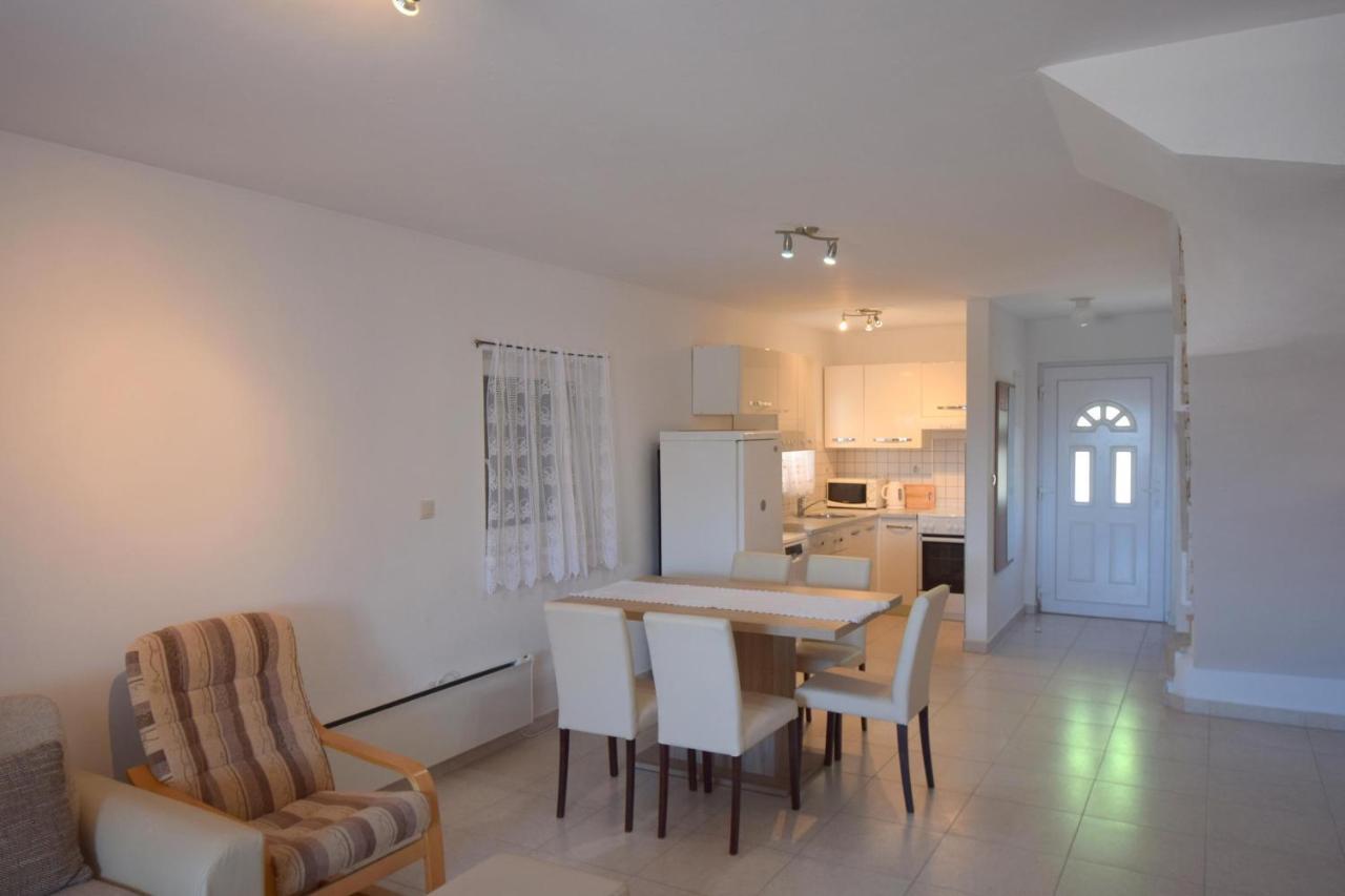 Apartments Marjolovic Njivice Εξωτερικό φωτογραφία